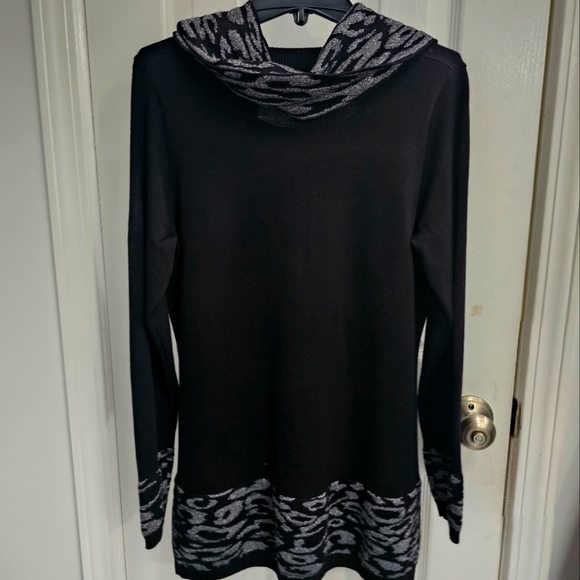 NWT BRCH-NYC SWEATER/SCARF - Picture 3 of 5